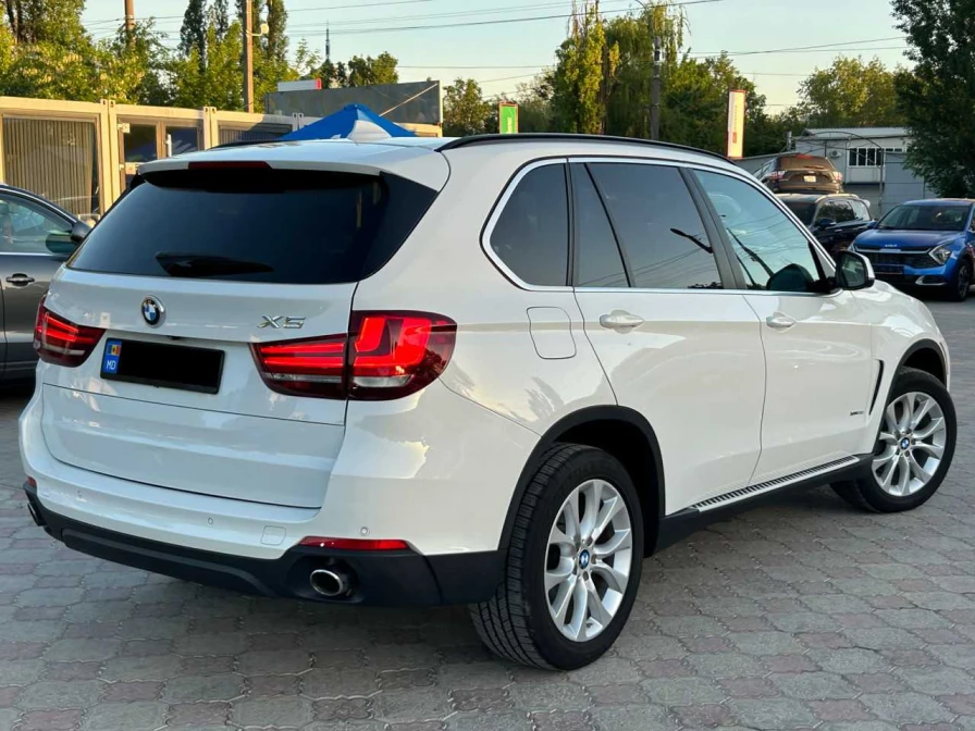 X5, 2016