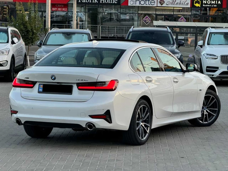 BMW 3 Series, 2020