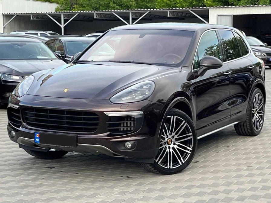 Porsche Cayenne Black, 2015