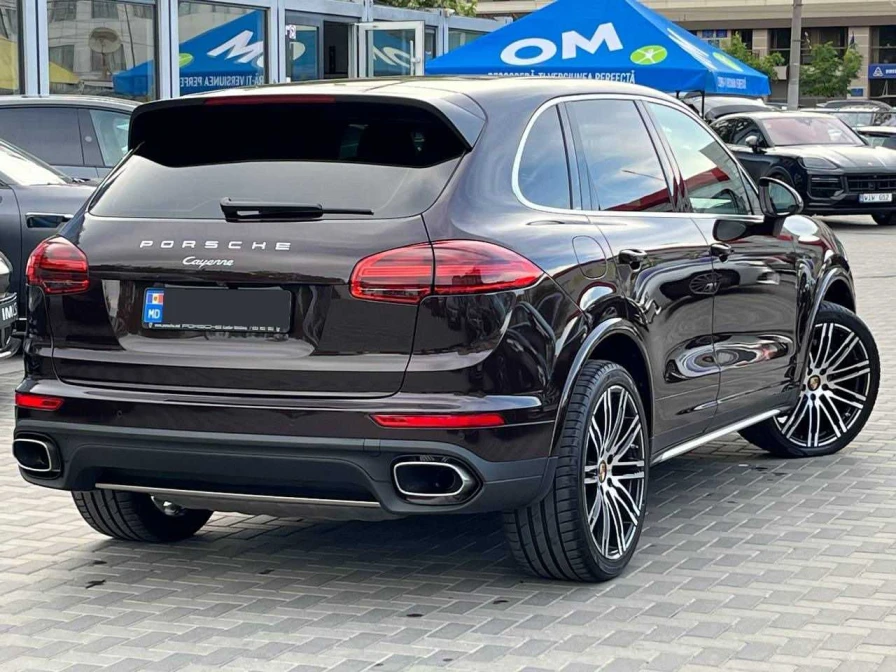 Porsche Cayenne Black, 2015