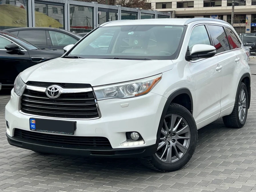 Toyota Highlander 8 Locuri, 2018