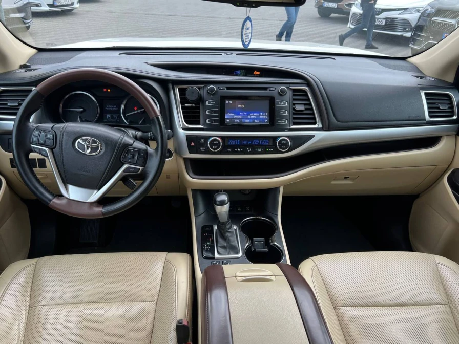 Toyota Highlander 8 Locuri, 2018