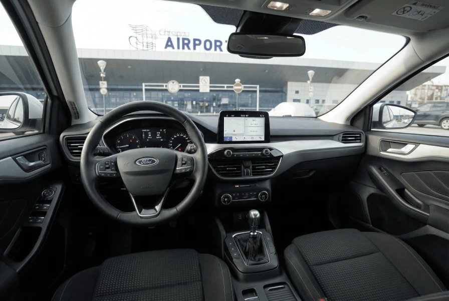 Ford Focus Universal