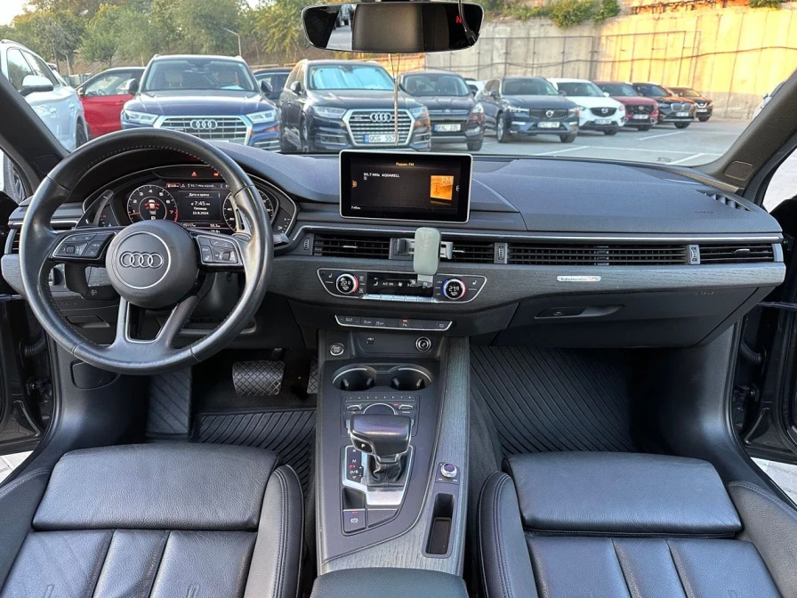 Audi A4 2018, 2018