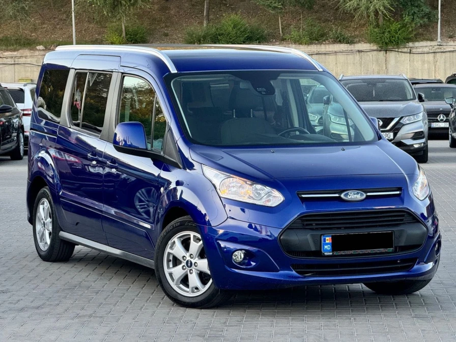 Ford Tourneo Connect 7 locuri, 2017