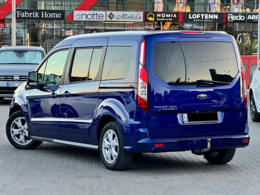 Ford Tourneo Connect 7 locuri, 2017