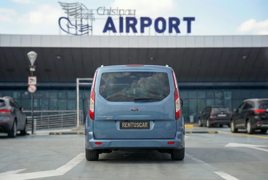 Ford Tourneo Connect 7 locuri