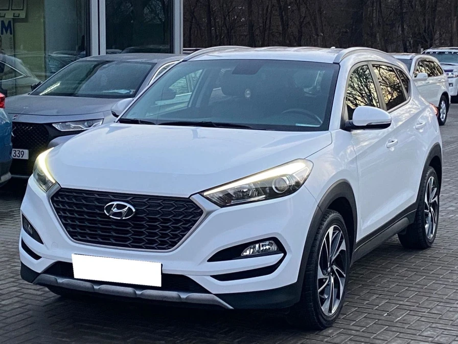 Hyundai Tucson White, 2017