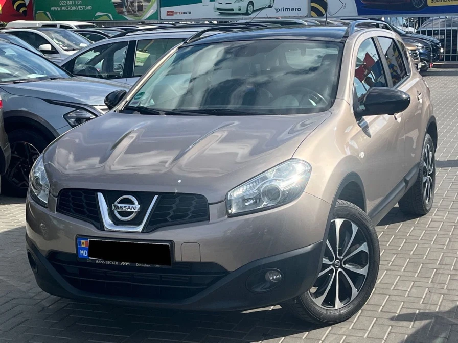 Nissan Qashqai Manual, 2012